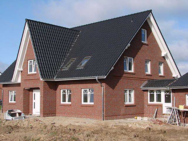 Bau eines Einfamilienhauses durch das Baugeschäft Schwartz in Ahrensbök